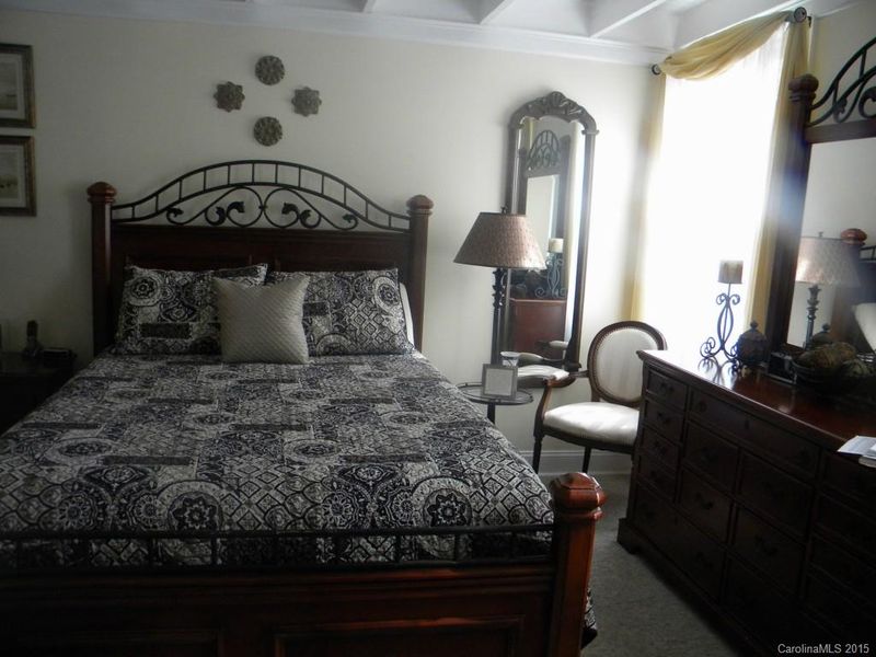 205 Simrill Ave, York, SC 29745