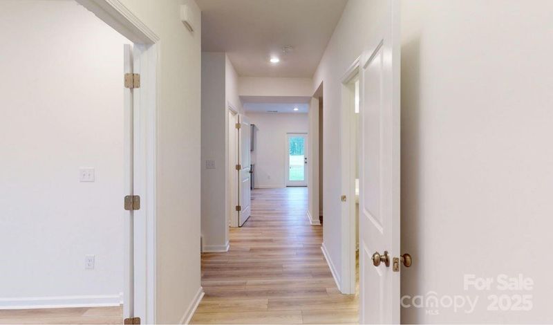 649 Kitfox Dr NW, Concord, NC 28027