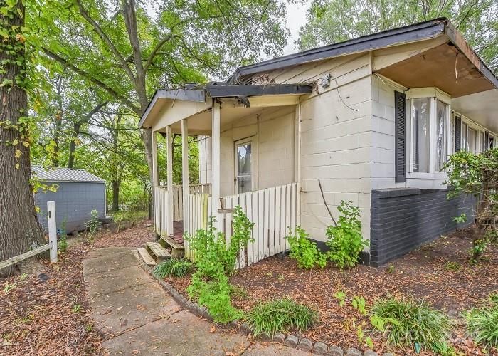 519 S Mulberry St, Cherryville, NC 28021