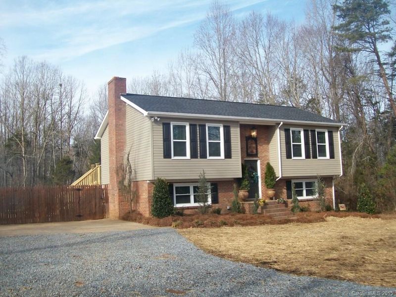2305 Rhyne Rd, Dallas, NC 28034