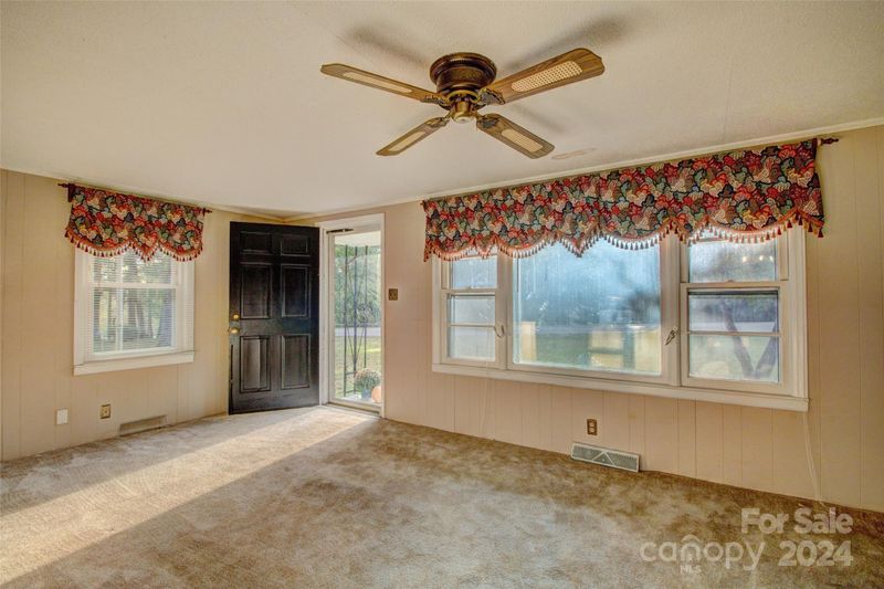 520 Bud Black Rd, Crouse, NC 28033