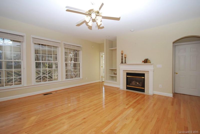 10458 Breamore Dr, Charlotte, NC 28270