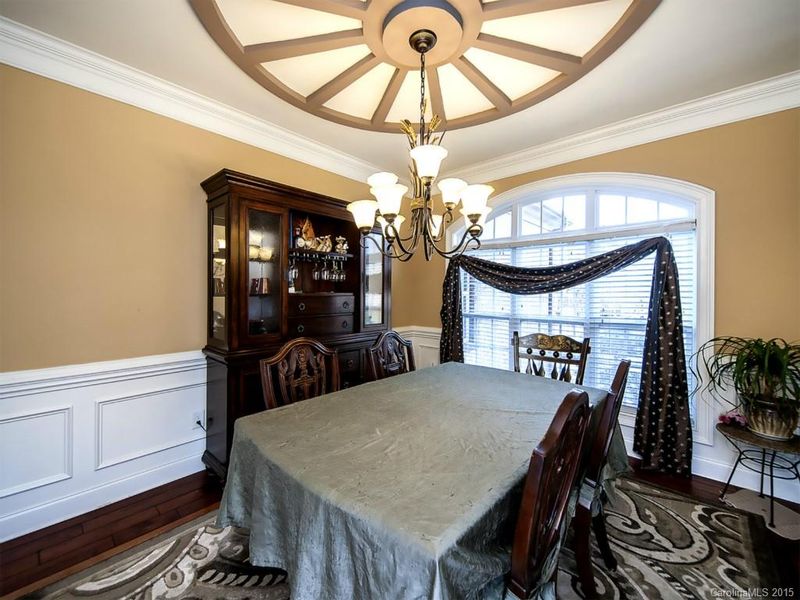 4226 Mcintyre Ave, Charlotte, NC 28216