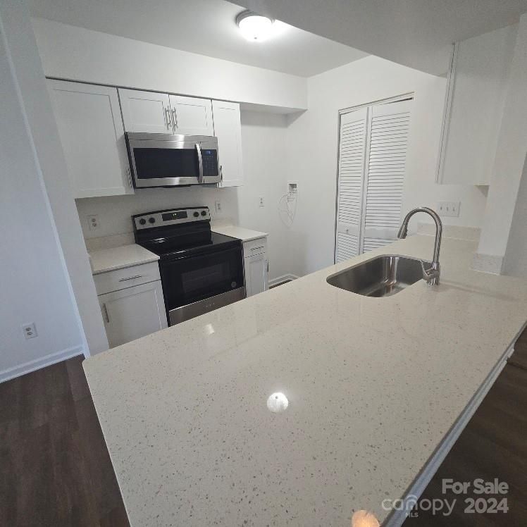 11030 Cedar View Rd, Charlotte, NC 28226