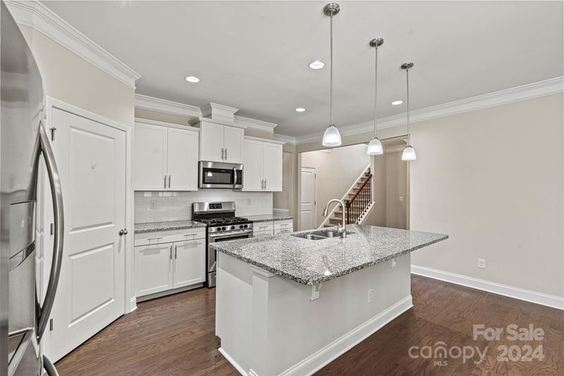 2480 Seagull Dr, Denver, NC 28037