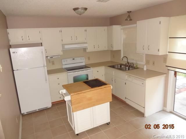 102 Brandywine Dr NE #D-4, Conover, NC 28613