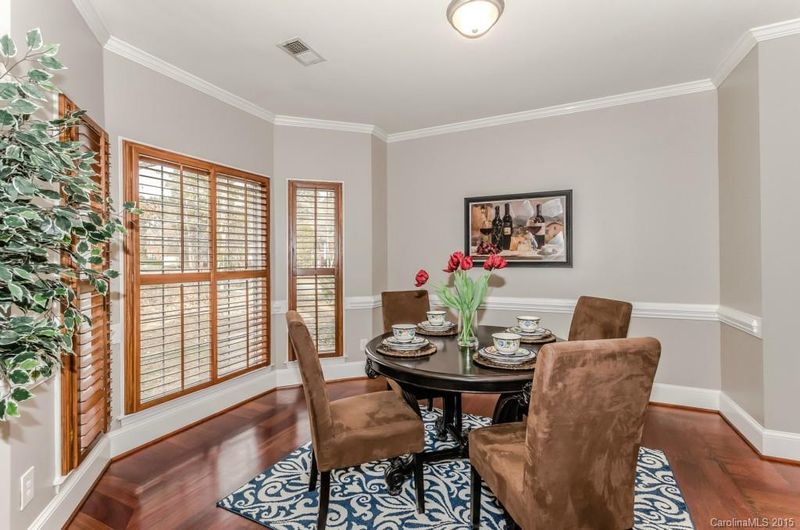 8830 Maplebrook Ln, Mint Hill, NC 28227