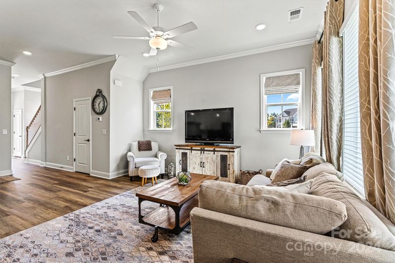 9038 Charles Francis Ln, Cornelius, NC 28031