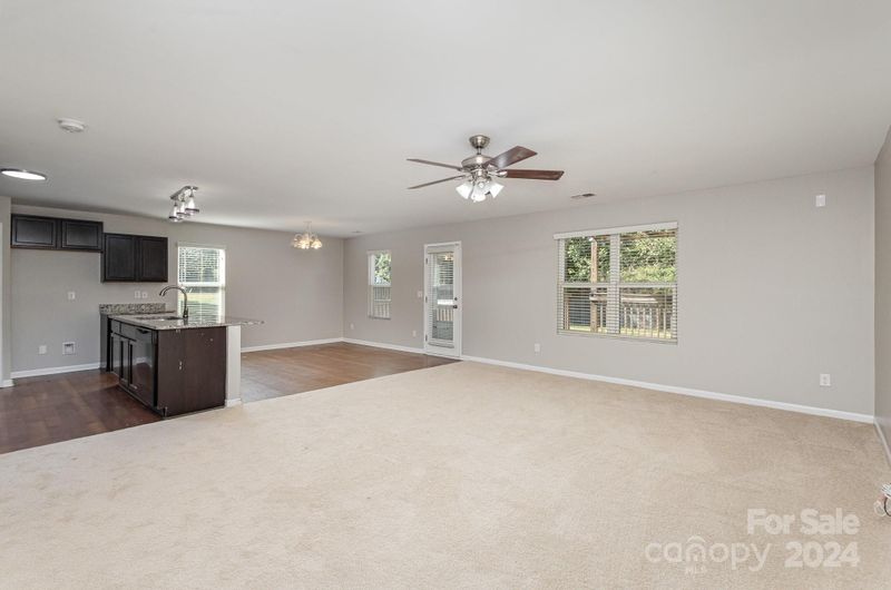 712 Ferrell Ave #67, Charlotte, NC 28216