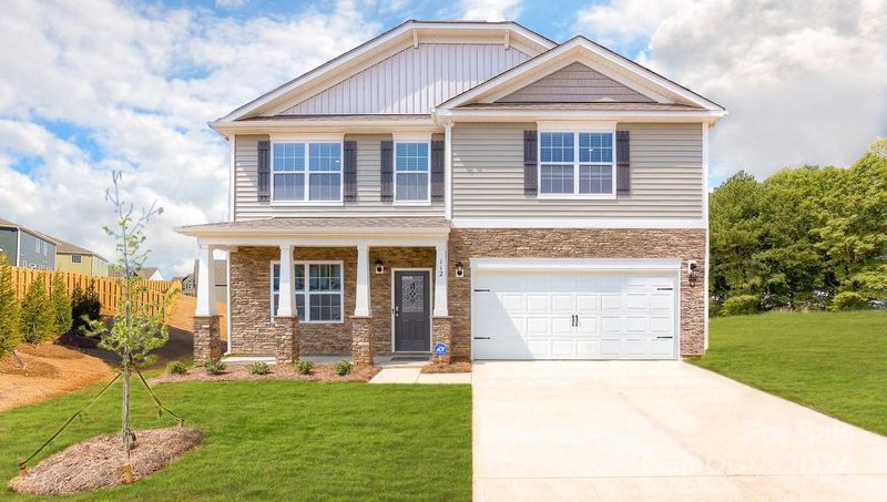 3700 Charles St NW, Conover, NC 28613