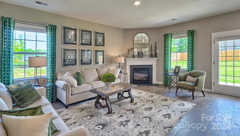 3731 Charles St NW, Conover, NC 28613