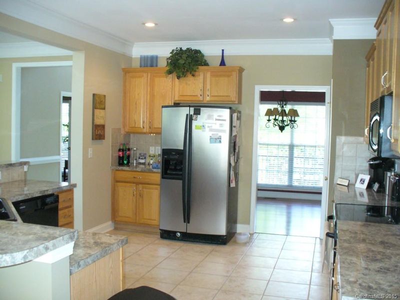 537 Montgrove Pl, Concord, NC 28027