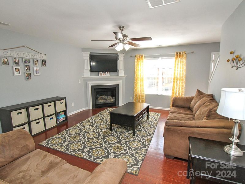 6813 Wallace View Ct, Charlotte, NC 28212