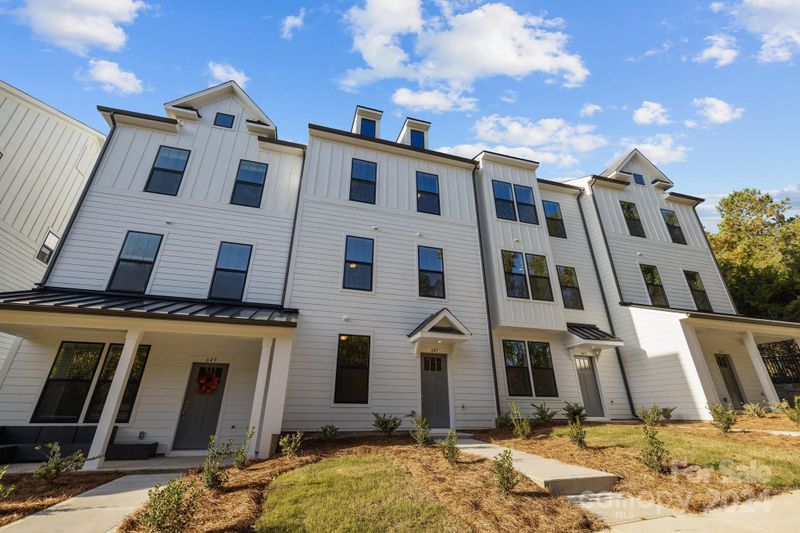 647 District Ct #15, Fort Mill, SC 29708