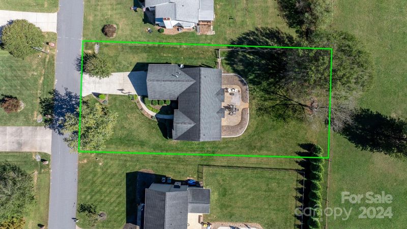 1024 35th Avenue Ln NE, Hickory, NC 28601