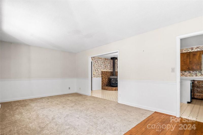 8161 Pine Lake Rd, Denver, NC 28037