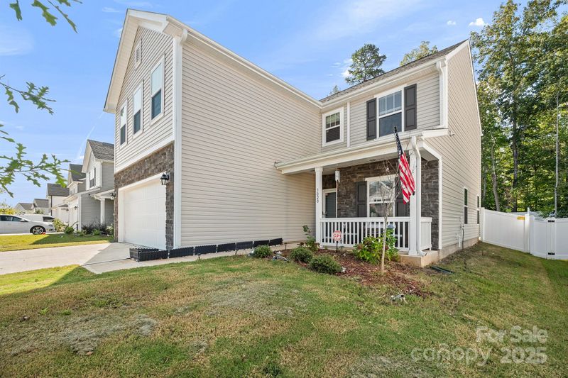 3020 Pinehills Way, Mount Holly, NC 28120