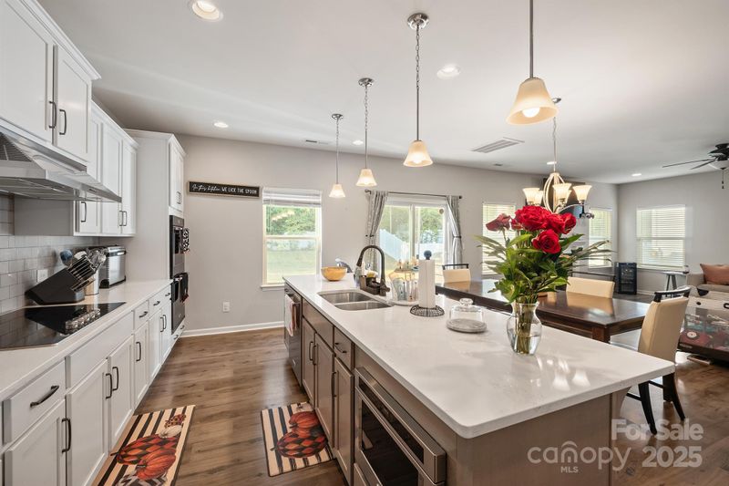 3020 Pinehills Way, Mount Holly, NC 28120