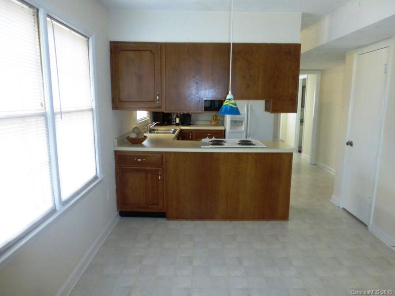 11325 Painted Tree Rd, Charlotte, NC 28226