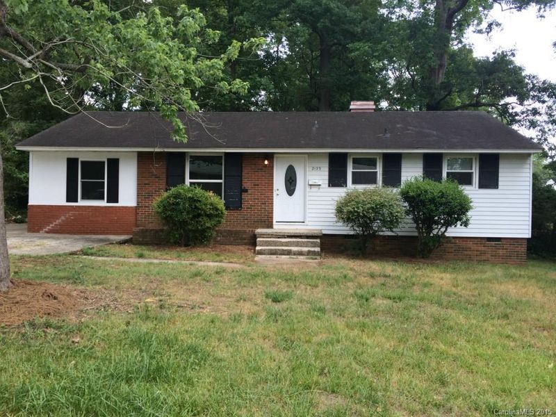 2139 Syracuse Dr, Charlotte, NC 28216