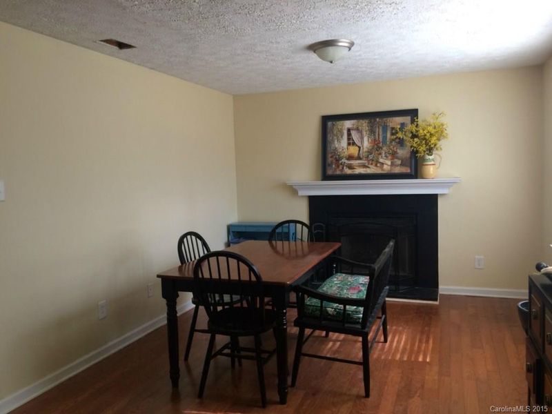 8420 Mayerling Dr, Charlotte, NC 28227