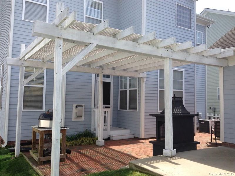 146 Gresham Ln, Mooresville, NC 28117
