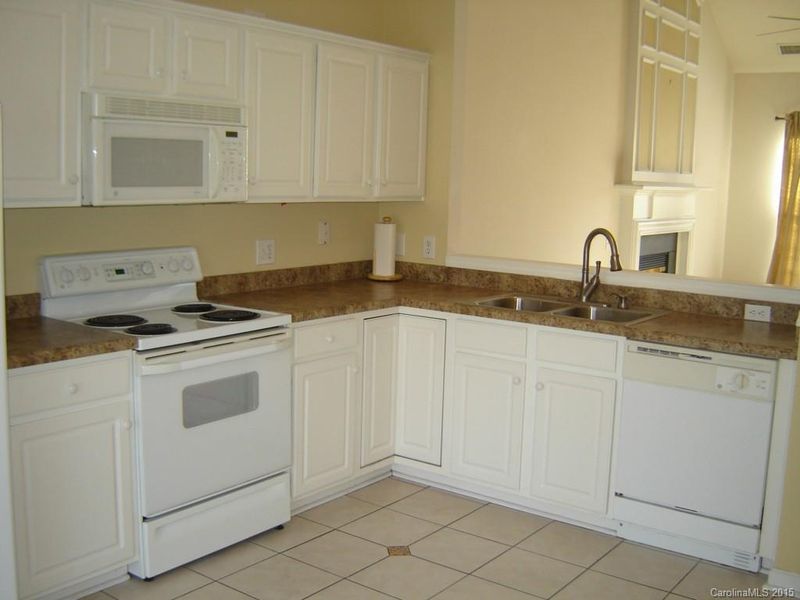 6830 Beverly Springs Dr #6830, Charlotte, NC 28270