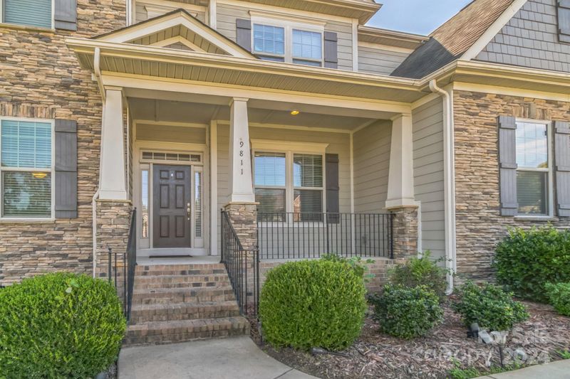 9811 Tufts Dr, Mint Hill, NC 28227