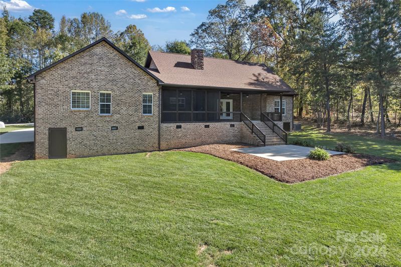225 Greenway Ave, Cherryville, NC 28021