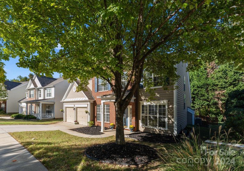 18124 Harbor Mist Rd, Cornelius, NC 28031
