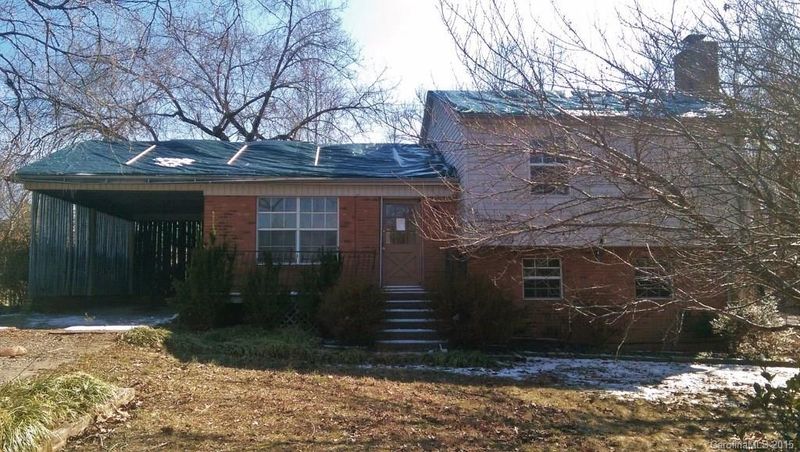 101 Rockledge Dr, Gastonia, NC 28052