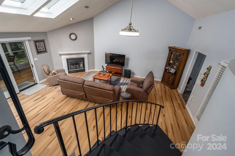 1783 12th St NE, Hickory, NC 28601