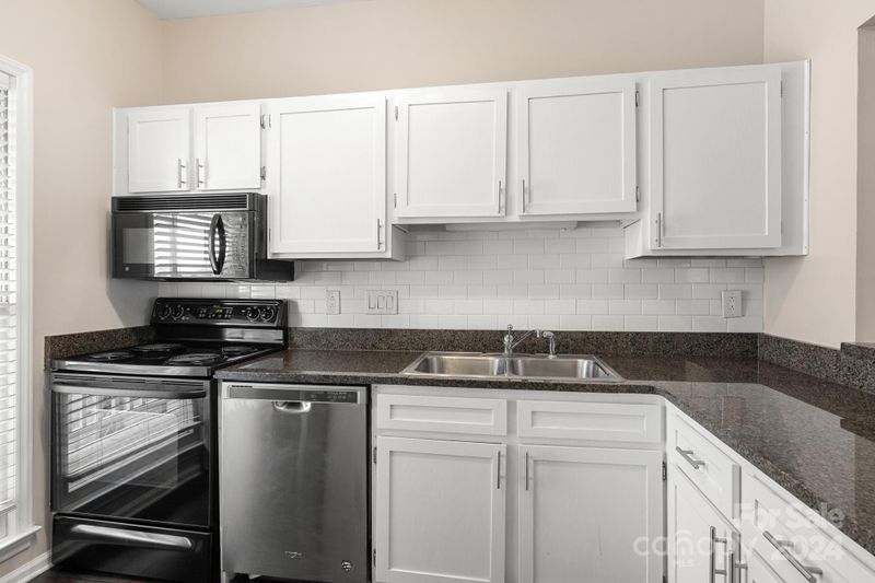 301 Queens Rd #306, Charlotte, NC 28204