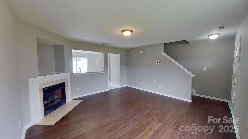 8403 Spirea Ct, Charlotte, NC 28215