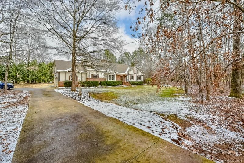 3809 Bounty Ct, Matthews, NC 28104