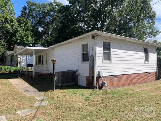 1801 Central Dr, Kannapolis, NC 28083