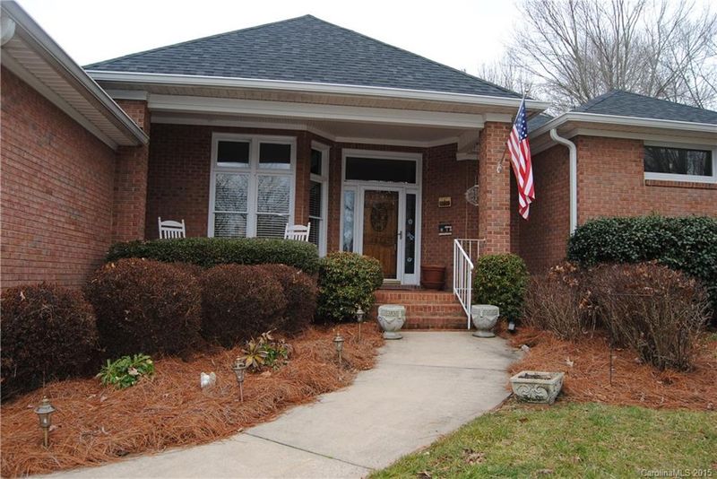 1272 Fenwick Hall Ct, Gastonia, NC 28056