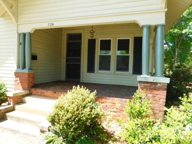 326 S Cedar St, Lincolnton, NC 28092