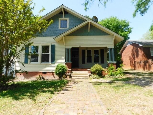 326 S Cedar St, Lincolnton, NC 28092