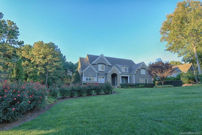 188 Old Post Rd #22, Mooresville, NC 28117