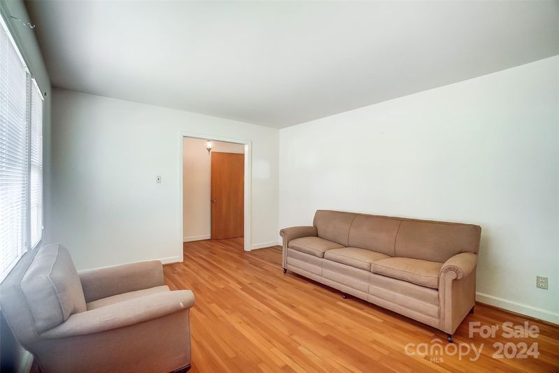3712 Small Ave, Charlotte, NC 28269