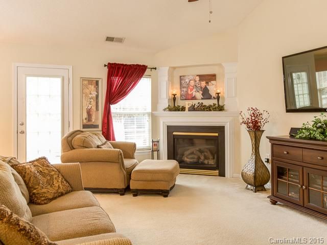 6848 Blake Brook Dr, Concord, NC 28025