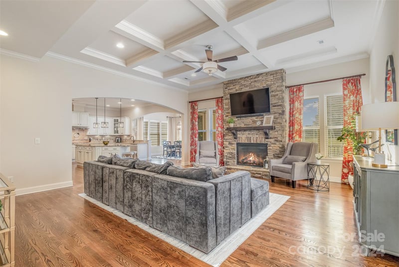 6926 Potter Rd, Weddington, NC 28104