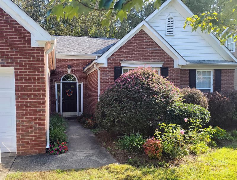 12020 Fox Glen Rd, Charlotte, NC 28269