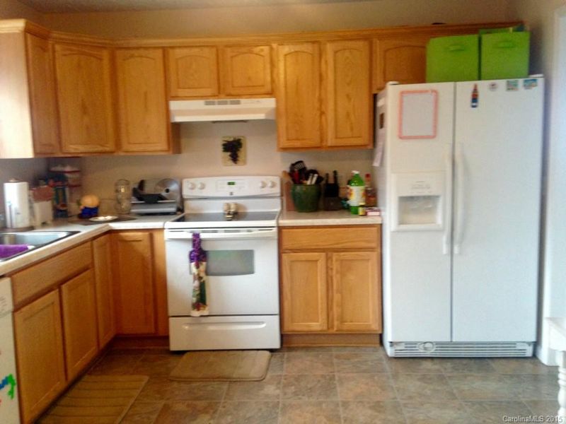 2553 Peeler Rd, Vale, NC 28168