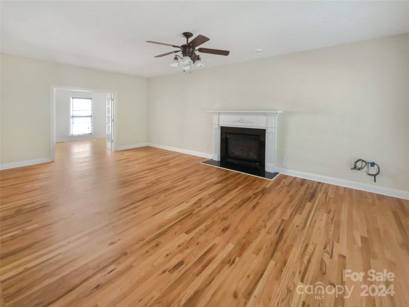 14030 Harvington Dr, Huntersville, NC 28078