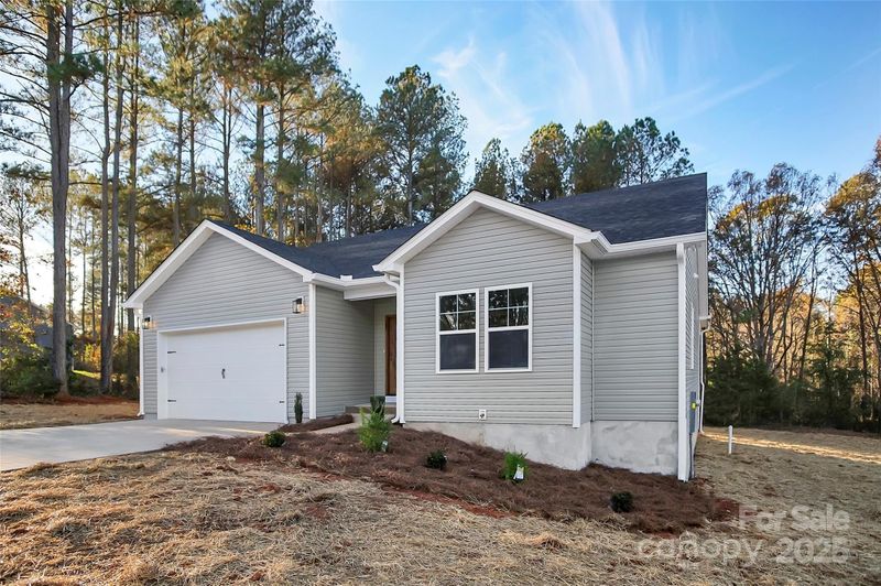 7066 Sparrow Ln, Vale, NC 28168