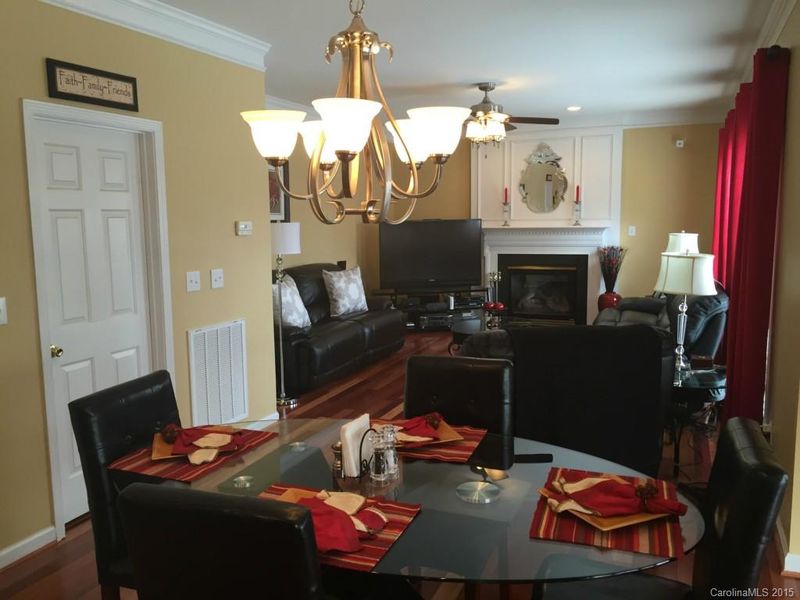 11624 Clingman Ln, Charlotte, NC 28214