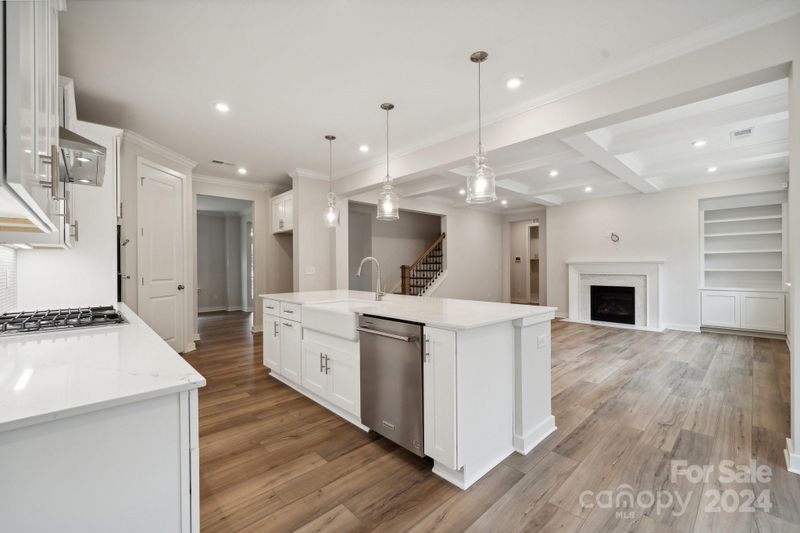 10300 Idlewild Rd #7, Matthews, NC 28105