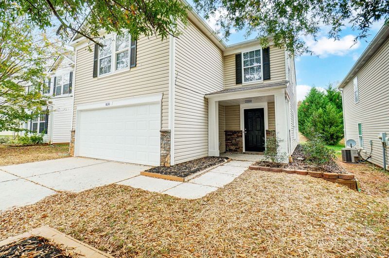 8630 Panglemont Dr, Charlotte, NC 28269